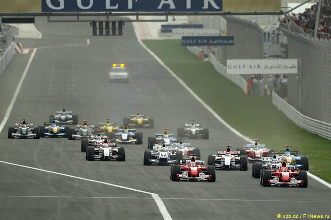 Старт Гран При Бахрейна 2004 года