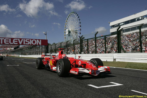 Михаэль Шумахер на стартовой решётке Гран При Японии 2006 года