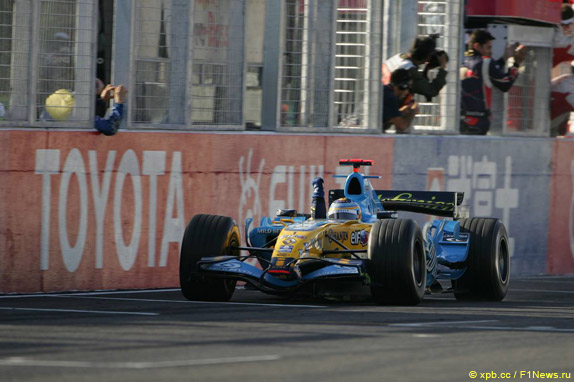 Фернандо Алонсо выигрывает Гран При Японии 2006 года