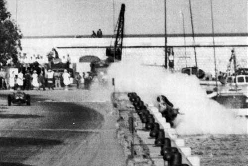 Авария Альберто Аскари во время Гран При Монако 1955 года