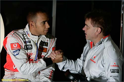 Аки Хинтса и Льюис Хэмилтон, 2009 год, Гран При Бразили