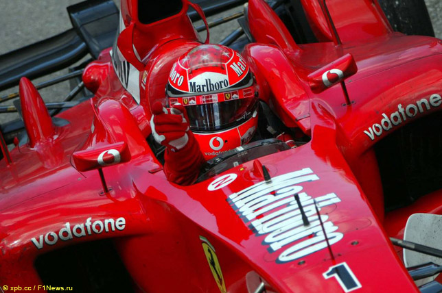 Михаэль Шумахер празднует победу на Гран При Канады 2002 года