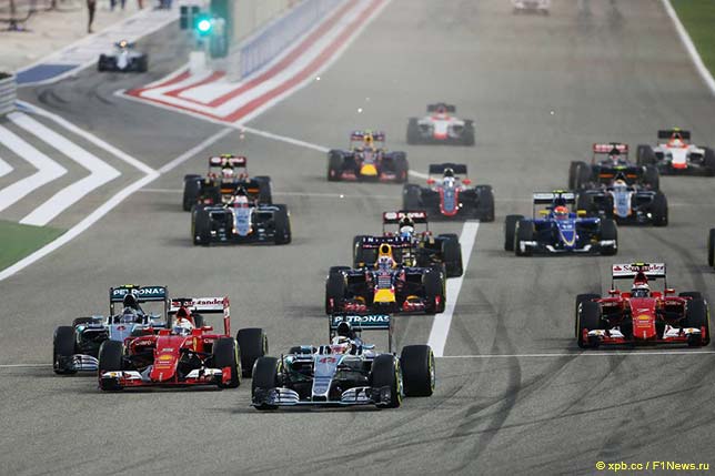 Старт Гран При Бахрейна 2015 года