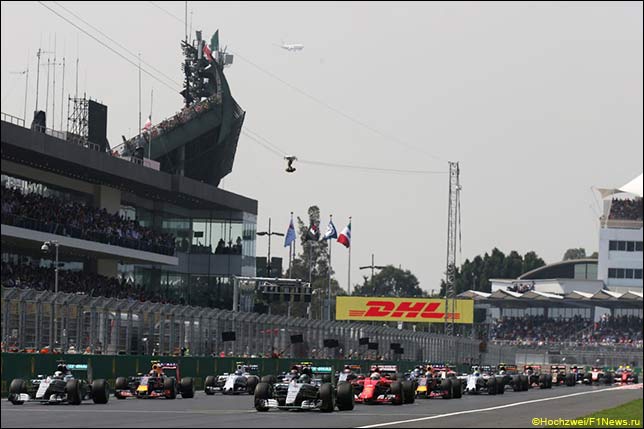 Старт Гран При Мексики 2015