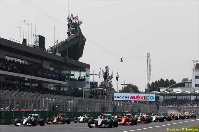 Старт Гран При Мексики