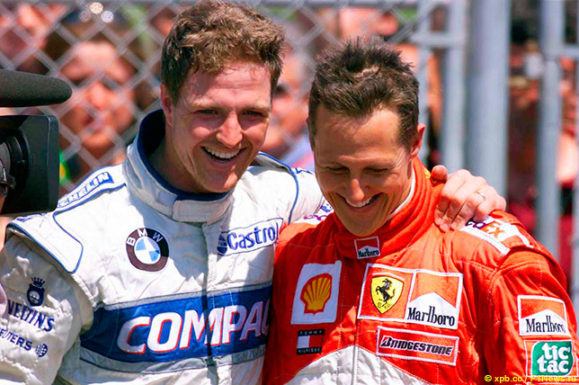 Ральф и Михаэль Шумахеры после финиша Гран При Канады 2001 года