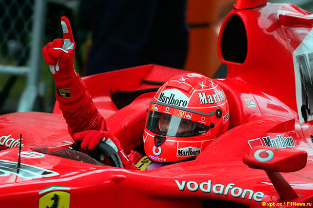 Михаэль Шумахер выигрывает Гран При Китая 2006 года