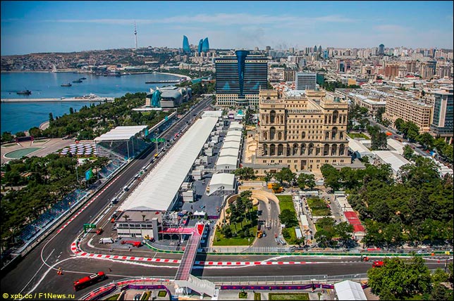 Городская трасса в Баку