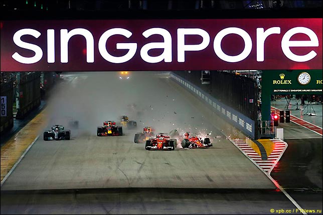 Старт Гран При Сингапура 2017