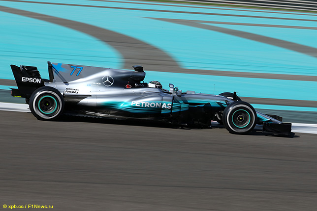 Валттери Боттас за рулём Mercedes на тестах в Абу-Даби