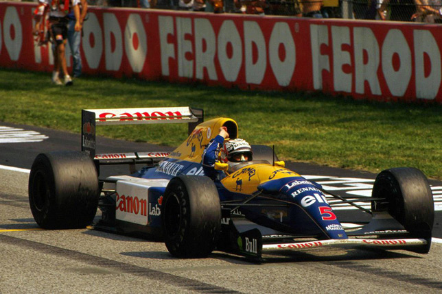 Найджел Мэнселл выигрывает Гран При Сан-Марино 1992 года. Фото Williams
