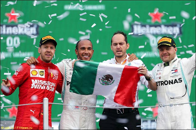 Подиум Гран При Мексики