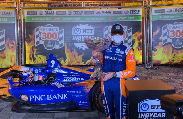 Скотт Диксон, победитель гонки IndyCar в Техасе