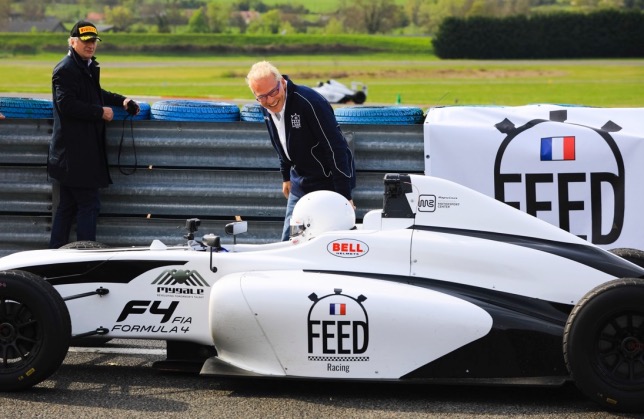 Жак Вильнёв принимает активное участие в работе гоночной школы Feed Racing