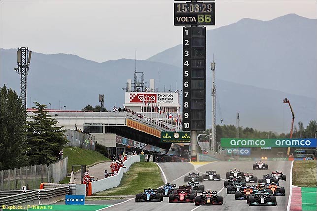 Старт Гран При Испании 2021