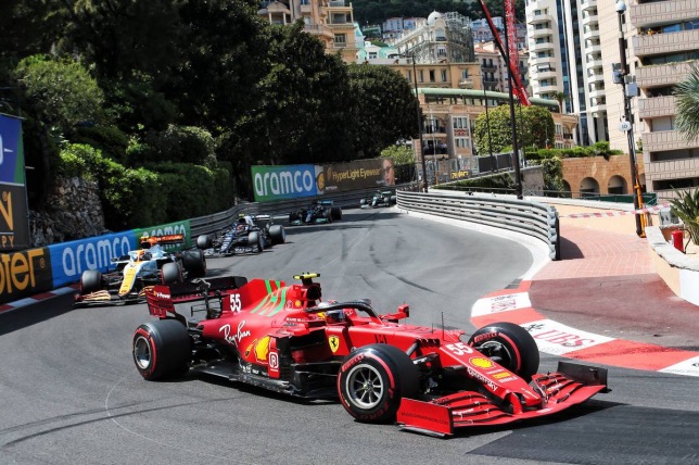 Карлос Сайнс на трассе Гран При Монако, фото XPB
