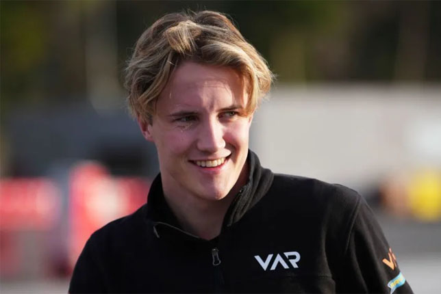 Ф3: Смит продолжит выступать за Van Amersfoort Racing