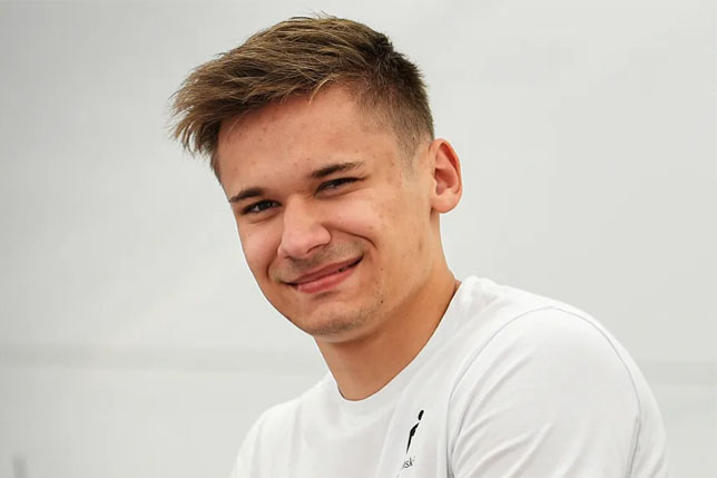 Ф3: Пётр Вишницкий перешёл в Rodin Motorsport