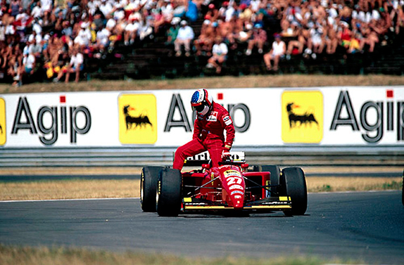 Сход Жана Алези на Гран При Венгрии 1995 год