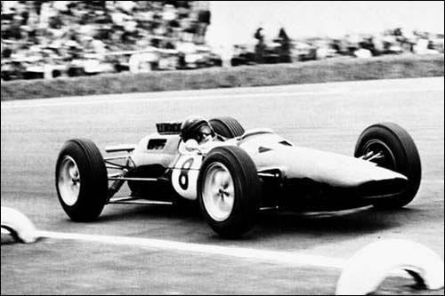 Победитель Гран При Мексики 1963 года Джим Кларк