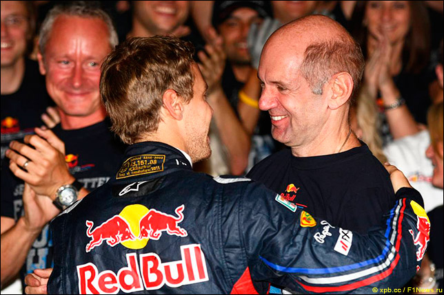 Команда Red Bull Racing - чемпион мира 2011!