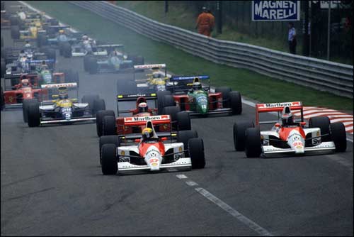 Айртон Сенна лидирует на старте Гран При Бельгии 1990 года. Фото Honda UK