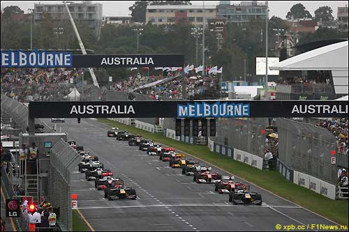 Старт Гран При Австралии, 2010 г.