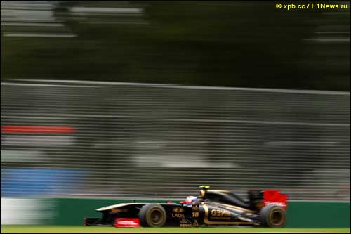 Виталий Петров на трассе Гран При Австралии