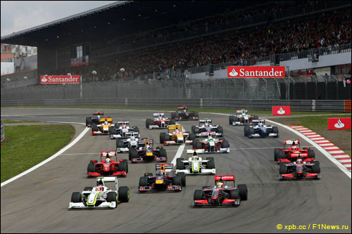 Старт Гран При Германии на Нюрбургринге, 2009 г.