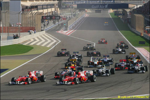 Старт Гран При Бахрейна 2010 года