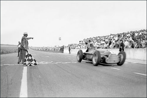 Победный финиш Хуана-Мануэля Фанхио на Гран При Франции 1950 года в Реймсе