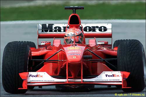 Михаэль Шумахер за рулем F1-2000, Австрия, 2000 год