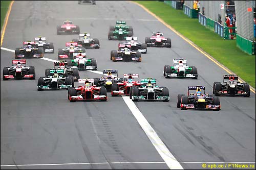 Старт Гран При Австралии 2013