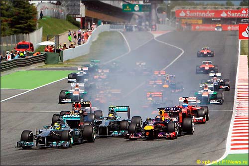 Старт Гран При Испании 2013