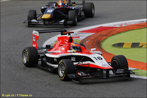 Дин Стоунман на трассе итальянского этапа GP3 в Монце
