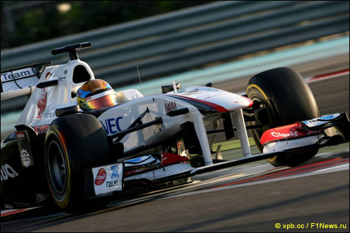 Эстебан Гутьеррес за рулем Sauber на молодёжных тестах Ф1