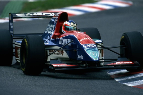 Рубенс Баррикелло за рулём Jordan 193, 1993 год
