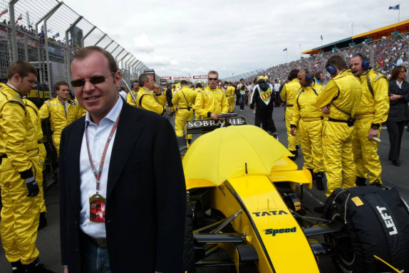Алекс Шнайдер, новый хозяин команды Jordan, Гран При Австралии, 2005 год, фото XPB