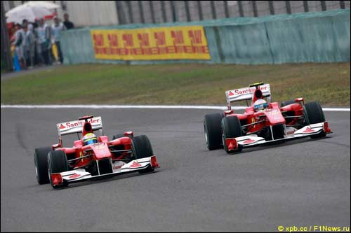 Гонщики Ferrari на трассе Гран При Китая