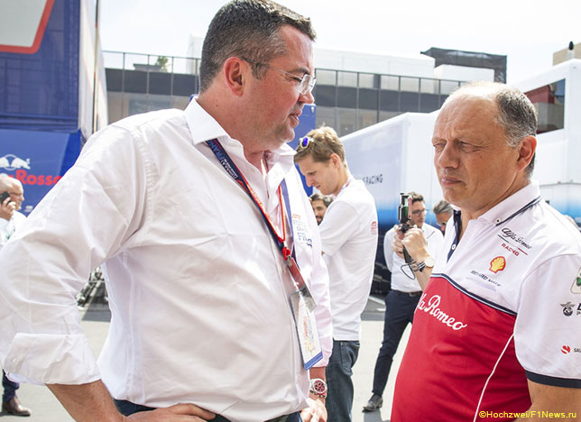 Эрик Булье и Фредерик Вассёр, руководитель команды Alfa Romeo