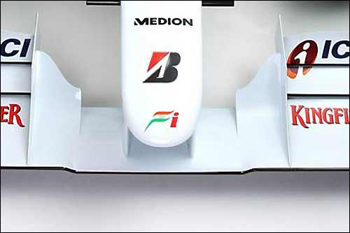 Новая версия логотипа Force India на обтекателе VJM02