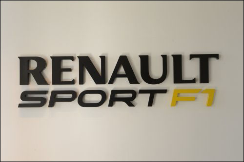 Renault объявила о подписании контракта с Toro Rosso
