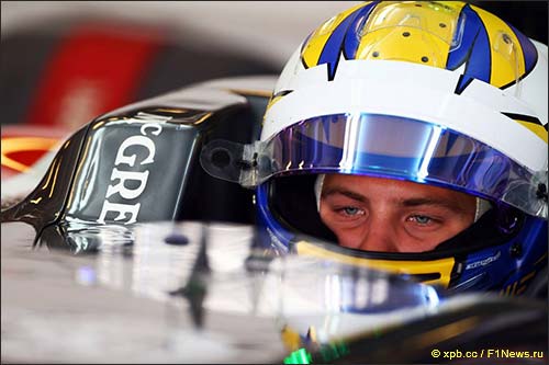 Маркус Эриксон за рулём Sauber на тестах в Абу-Даби