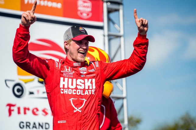 IndyCar: Первую гонку сезона выиграл Маркус Эриксон