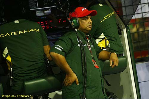 Тони Фернандес, Гран При Сингапура 2013 года