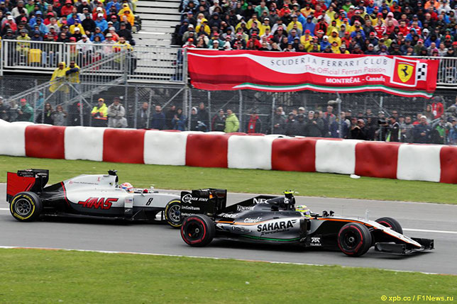 Серхио Перес, Force India, ведёт борьбу с Романом Грожаном, Haas F1, на трассе Гран При Канады