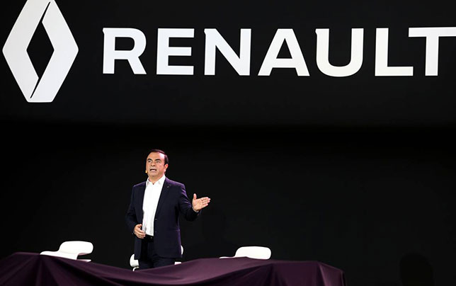 Карлос Гон на презентации машины Renault F1, 2016 год