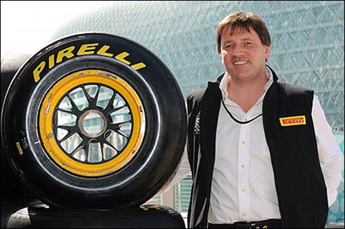 Руководитель спортивных программ Pirelli Пол Хембри