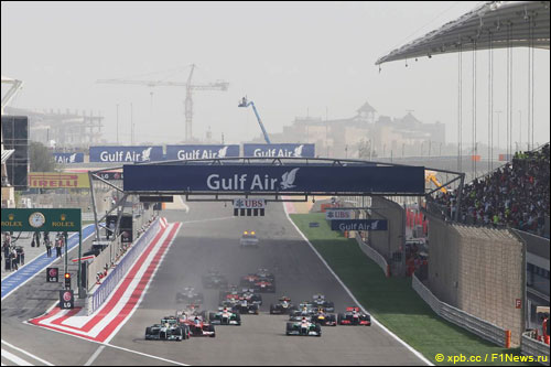 Старт Гран При Бахрейна (2013 год)