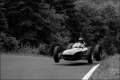 Победитель Гран При Германии 1962 года Грэм Хилл